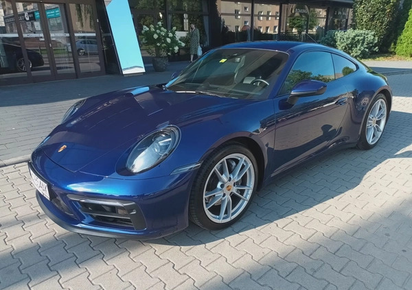 Porsche 911 cena 520000 przebieg: 85000, rok produkcji 2019 z Międzychód małe 79